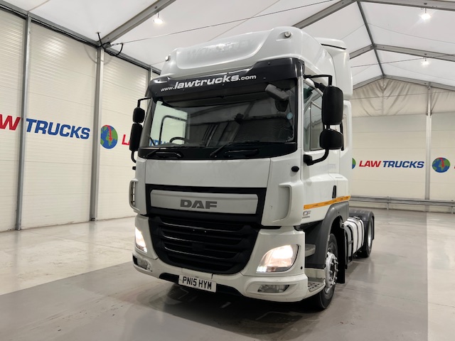 DAF CF 400 4×2 Sleeper Cab Tractor Unit