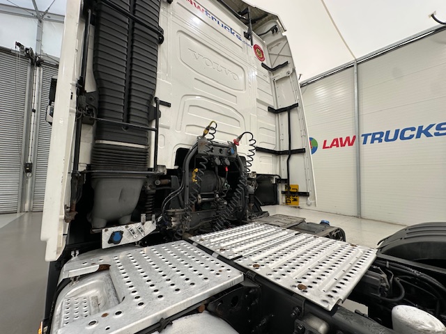 Volvo FH 500 Euro 5 6×2 Midlift Tractor Unit