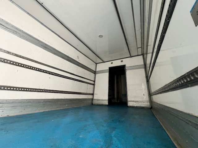 Mercedes Axor 1824 Day Cab Box Van