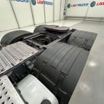 Volvo FH 460 Euro 5 6×2 Tractor Unit Safari Edition - thumbnail