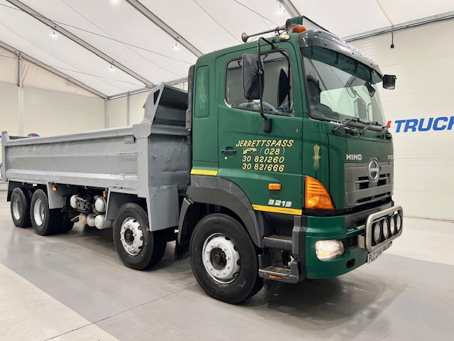 Hino 3241 700 8×4 Sleeper Cab Steel Tipper