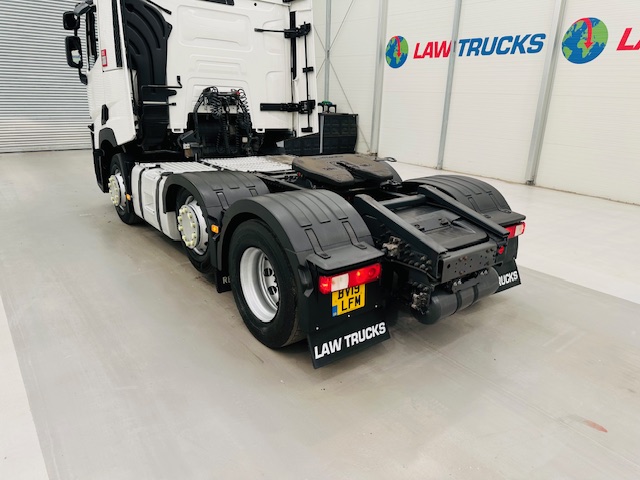 Renault T460 6×2 Midlift Tractor Unit
