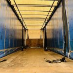 DAF CF 220 4×2 Sleeper Cab Curtainsider - thumbnail