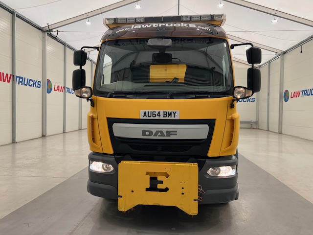 DAF LF 250 4×2 Sleeper Cab Gritter