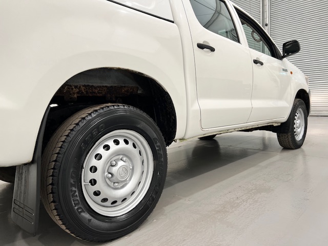 Toyota Hilux 2.5 D-4D 4×4 Double Cab Pick Up