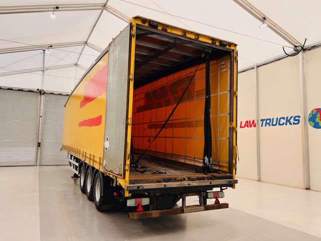 Don Bur Tri Axle Curtainsider Trailer