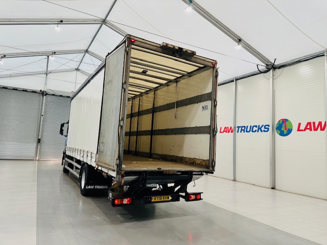 Mercedes Actros 1830 Sleeper Curtainsider Box Van