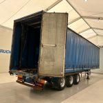 SDC Tri Axle Curtainsider Trailer - thumbnail