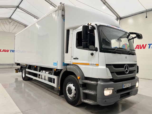Mercedes Axor 1824 Day Cab Fridge Box Van