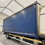 MAN TGM 18.250 4×2 Sleeper Cab Curtainsider - thumbnail