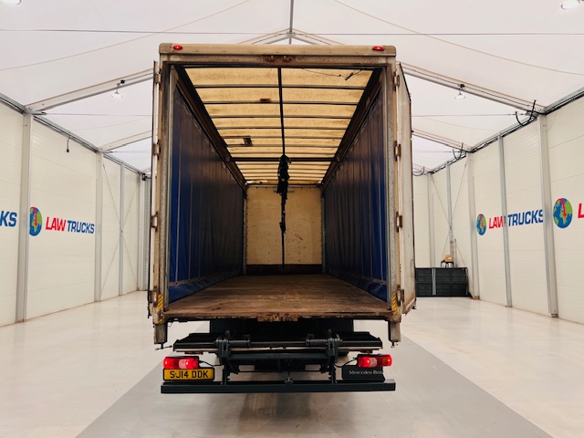 Mercedes Actros 1830 Sleeper Cab Curtainsider