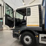 MAN TGM 18.250 4×2 Sleeper Cab Curtainsider - thumbnail