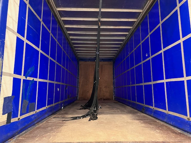 DAF CF 250 Sleeper Cab Curtainsider