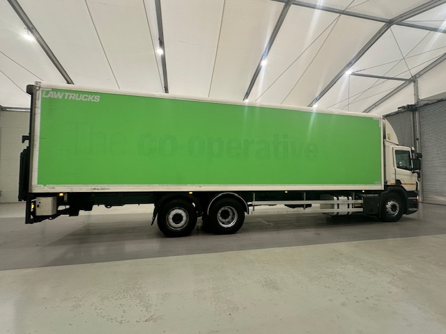 Scania P280 6×2 Rear Lift Day Cab Fridge Box