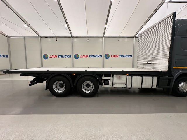 Scania 124 470 6×2 10 Tyre Sleeper Cab Flatbed