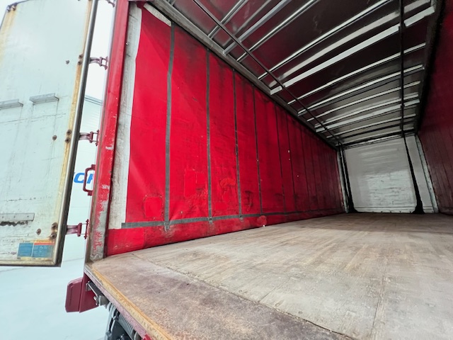 DAF CF 290 6×2 Rear Lift Sleeper Cab Curtainsider