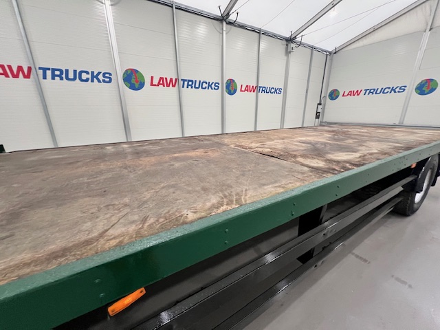 Scania P94 220 4×2 Sleeper Cab Flatbed