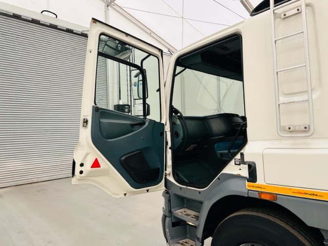 DAF CF65 220 Sleeper Cab Fridge Box