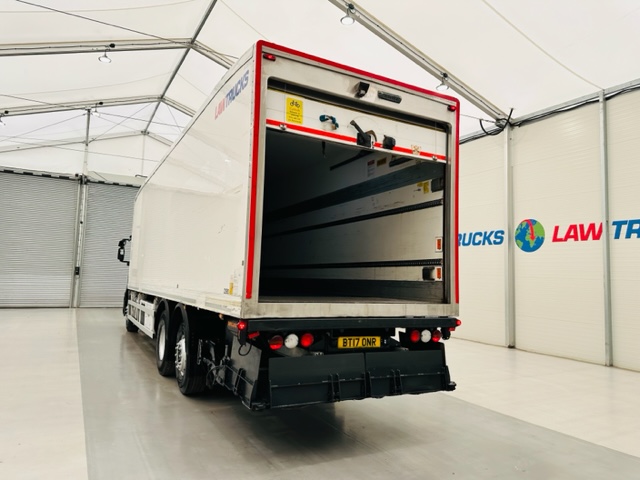 Iveco Stralis 310 AT 6×2 Fridge Box Van