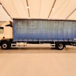 DAF CF 220 4×2 Sleeper Cab Curtainsider - thumbnail
