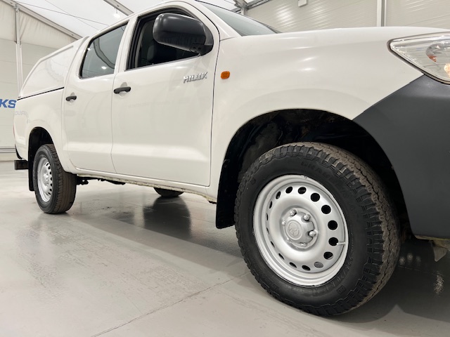Toyota Hilux 2.5 D-4D 4×4 Double Cab Pick Up