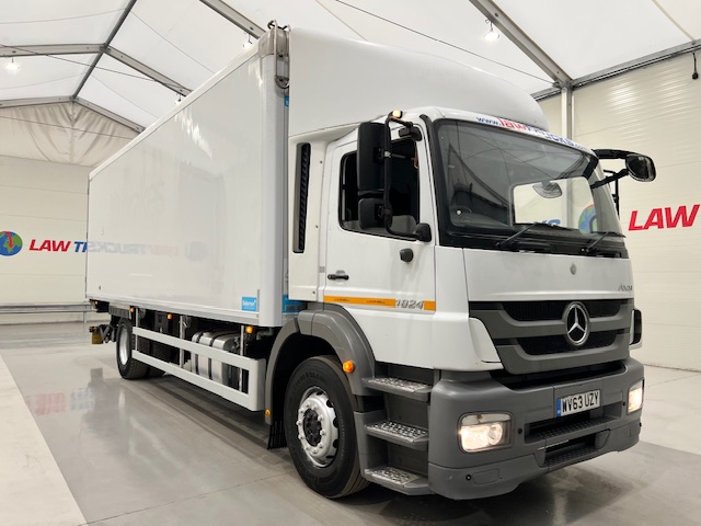 Mercedes Axor 1824 Day Cab Fridge Box Van