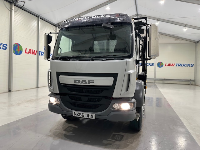 DAF LF 220 Day Cab Skip Loader