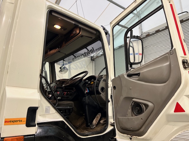 DAF CF85 410 8×4 Day Cab Steel Tipper Grab