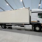 Mercedes Actros 1824 4×2 Sleeper Cab Box Van - thumbnail