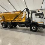 Mercedes Axor 2628 6×4 Day Cab Hookloader Gritter - thumbnail