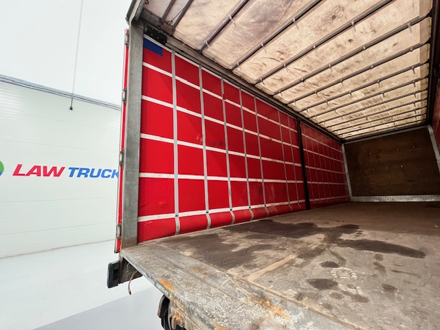 Mercedes Actros 1824 4×2 Sleeper Cab Curtainsider