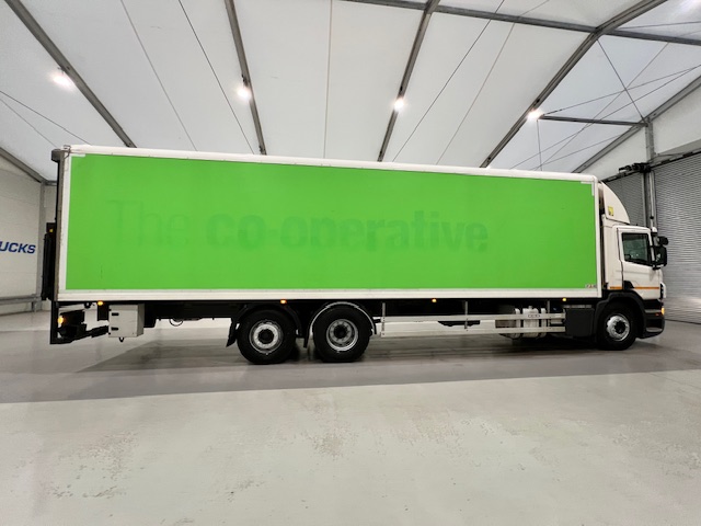 Scania P280 6×2 Rear Lift Day Cab Fridge Box