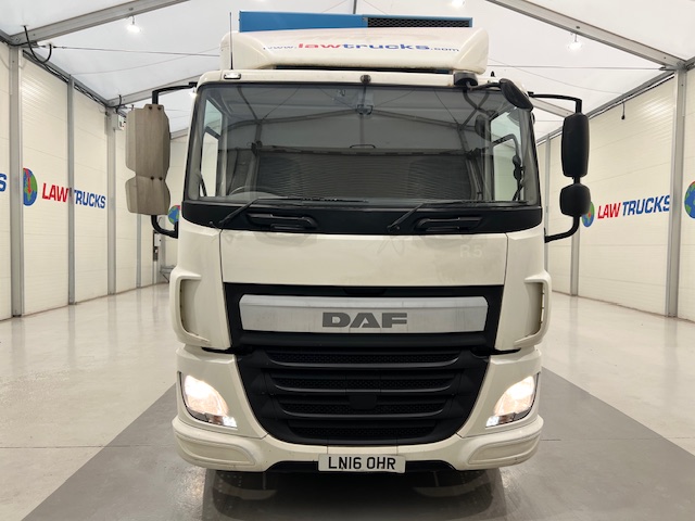 DAF CF 290 6×2 Rear Steer Fridge Box