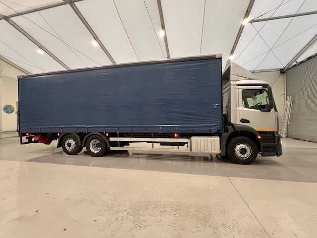 Mercedes Actros 2530 6×2 Day Cab Curtainsider