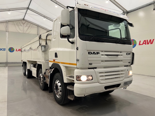 DAF CF85 360 8×4 Sleeper Cab Tipper Manual