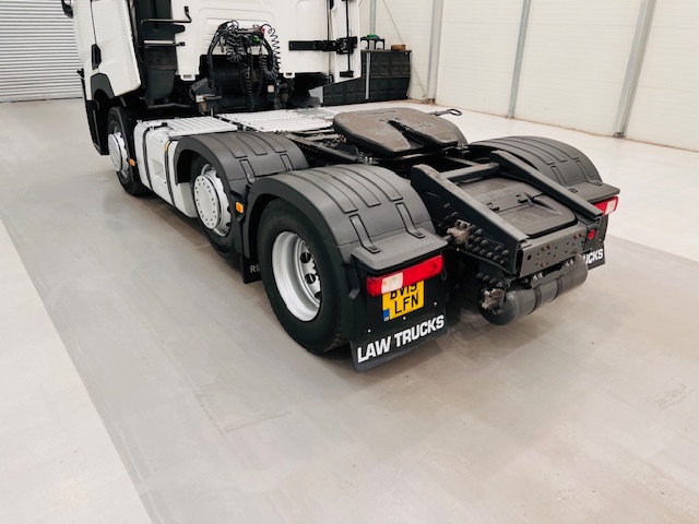 Renault T460 6×2 Midlift Tractor Unit