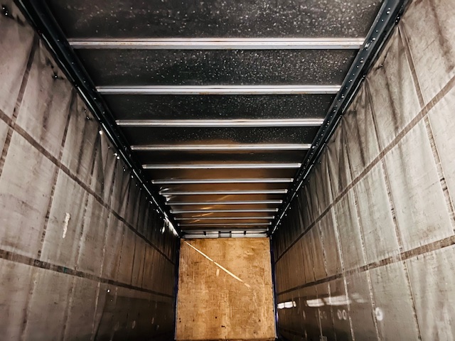 Scania P280 10 Tyre Rear Lift Curtainsider