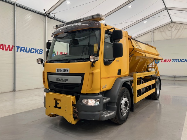 DAF LF 250 4×2 Sleeper Cab Gritter