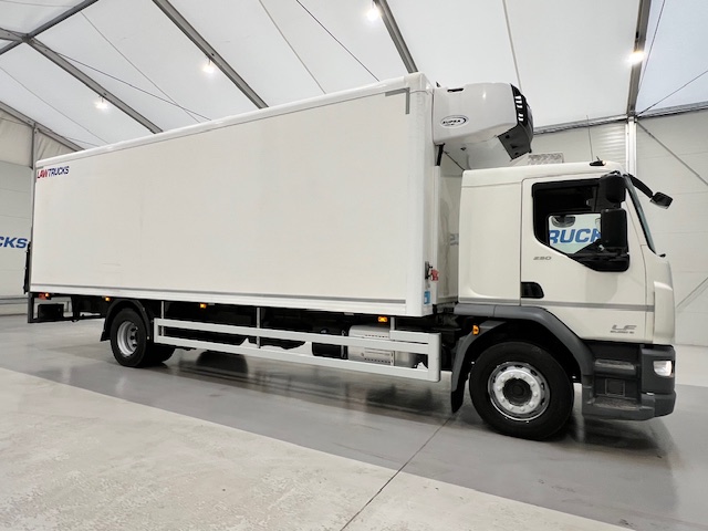 DAF LF 250 4×2 Rest Cab Fridge Box