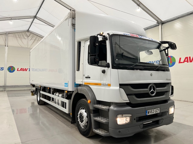 Mercedes Axor 1824 Day Cab Fridge Box Van