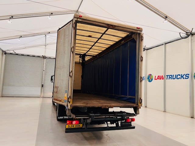 Mercedes Actros 1830 Sleeper Cab Curtainsider