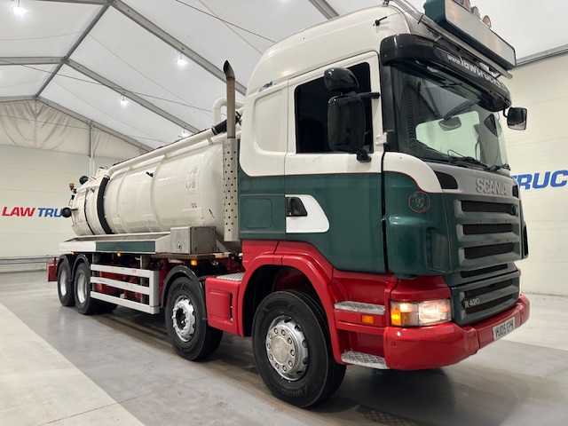 Scania R420 8×4 Highline Vacuum Tanker