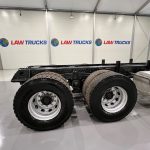 Volvo FM12 340 8×4 Day Cab Chassis Cab - thumbnail