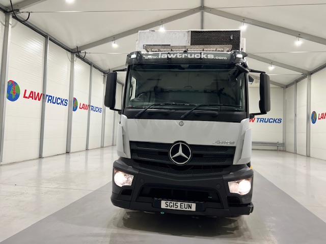 Mercedes Antos 1827 Day Cab Fridge Box