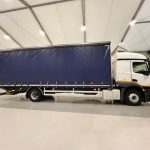 Mercedes Actros 1824 Sleeper Cab Curtainsider - thumbnail