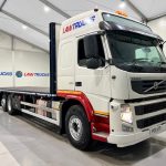 Volvo FM 330 6×2 Rear Lift Sleeper Cab Flatbed - thumbnail