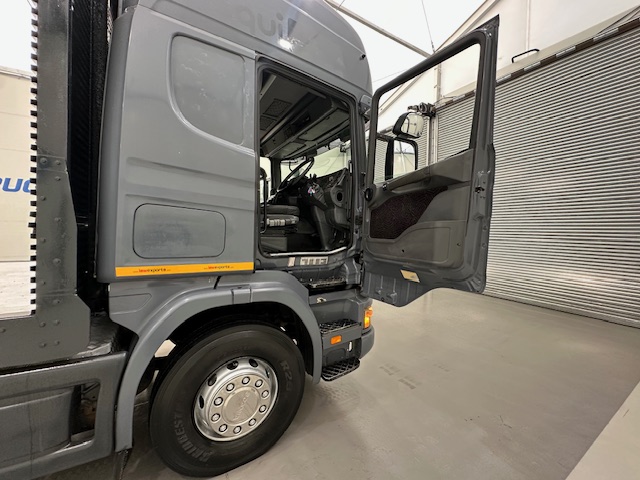 Scania 124 470 6×2 10 Tyre Sleeper Cab Flatbed