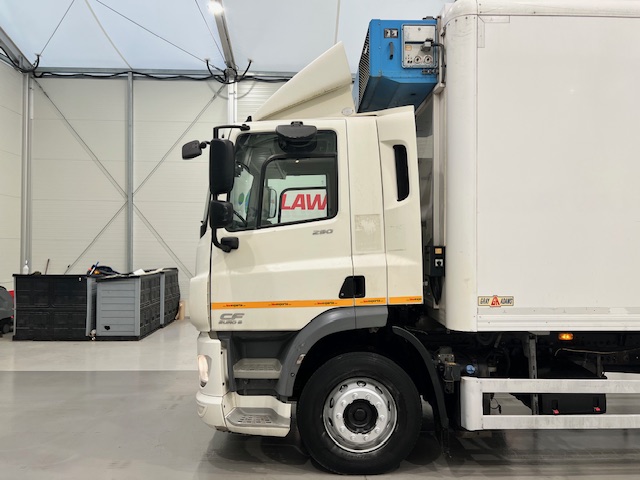 DAF CF 290 6×2 Rear Steer Fridge Box