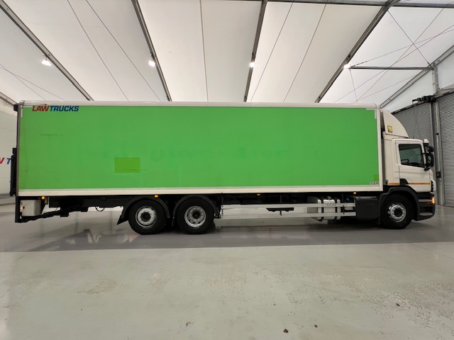 Scania P280 6×2 Rear Lift Day Cab Fridge Box