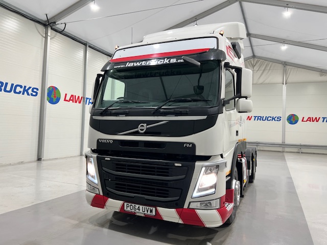 Volvo FM 450 6×2 Midlift Tractor Unit